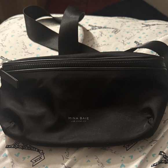 Mina Baie ❤️ Belt bag! Black Men's Bag - Picture 1 of 5